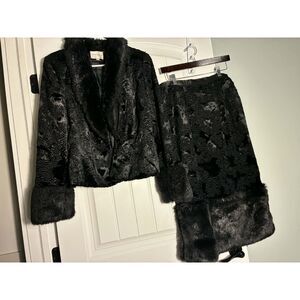 Lily & Taylor Ladies Size 10 Luxury 2 Piece Suit(Skirt) Black Faux Fur trim